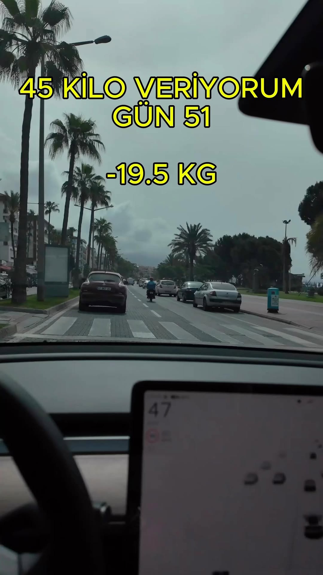 Gün 51. Fitness tamamlandı, 574 kalori yakıldı ✅ Kilo 124.5 oldu. Bu sürecin en güçlü tarafı artık kararlılığın kendisi. Ne hız ne rakam… sadece devam etmek.