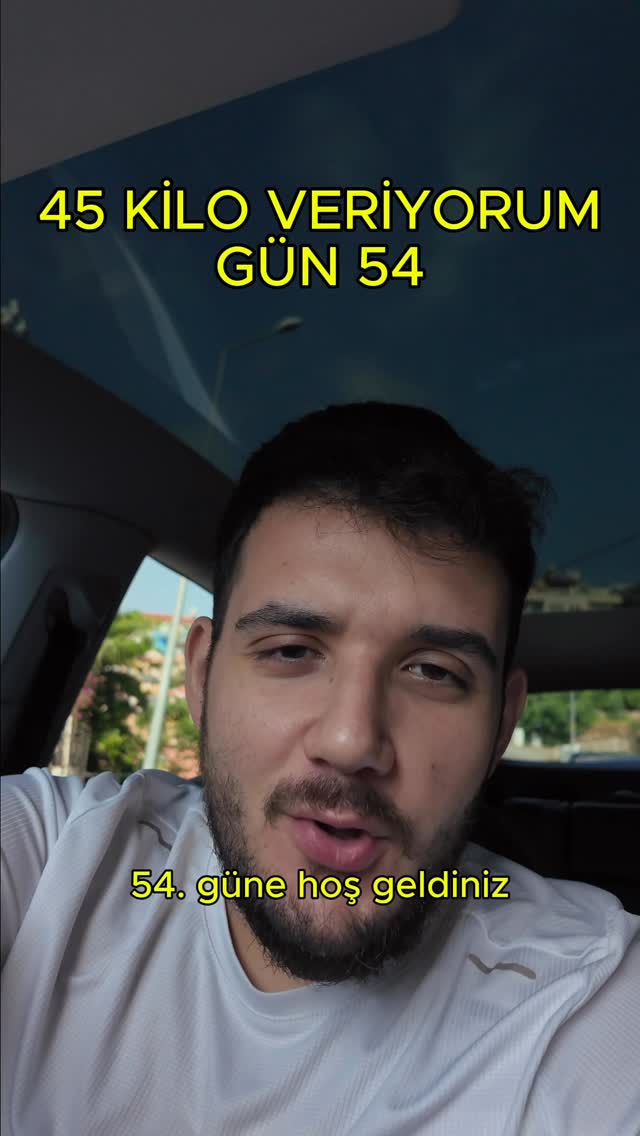 Bugün 54. gün. 641 kalori yaktım, fitness tamam. Artık bazı günler zor gelmiyor çünkü bu sürecin bir parçası haline geldim. 🤓