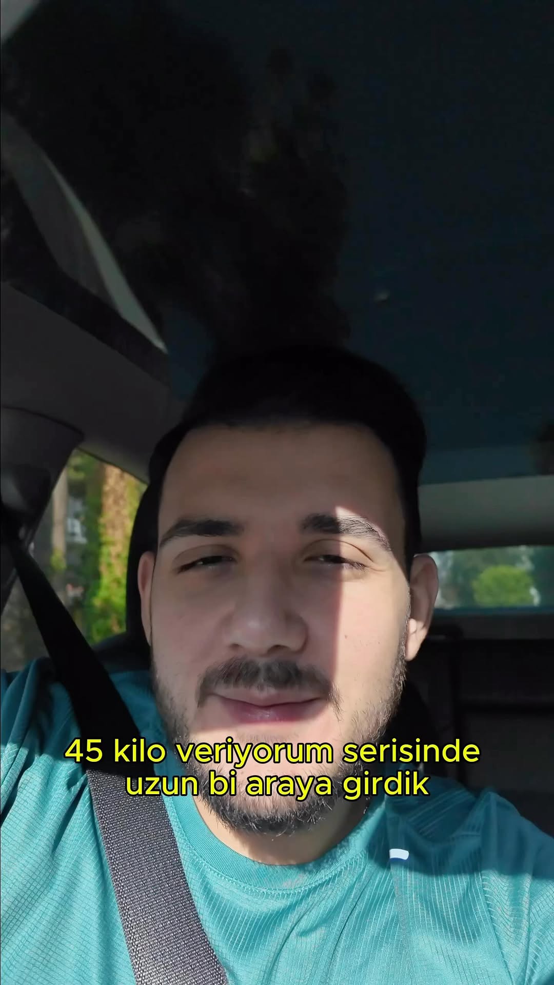 Bugün fitness antrenmanını tamamladım, 741 kalori yakıldı. Uzun zamandır bu kadar yüksek kalori görmemiştim. Vücut yavaş yavaş yeniden düzene alışıyor. Önümüzdeki 10 gün boyunca tam disiplin modundayız. Antrenmanlar sıkı olacak, diyet tarafı da yapay zekâ desteğiyle hazırlandı.