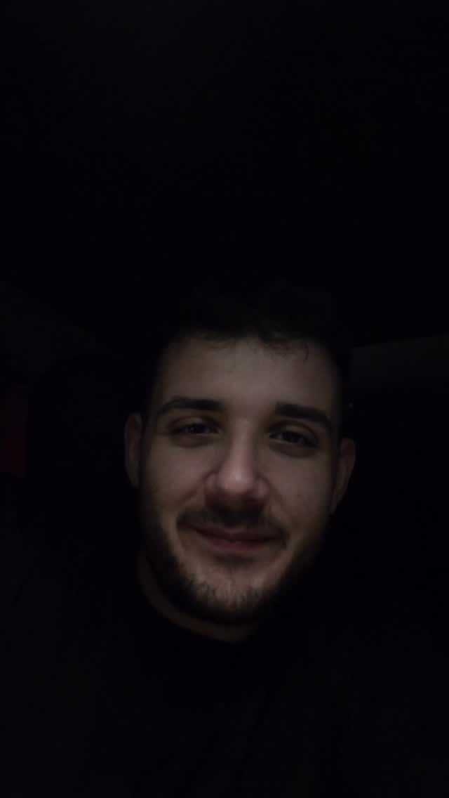 Fitness antrenmanını tamamladık, bugün 650 kalori yaktık 💪 Artık geri dönüş bahanesi değil, düzene alışma süreci başladı. Diyet de, spor da rayında gidiyor 🍽️🏋️‍♂️